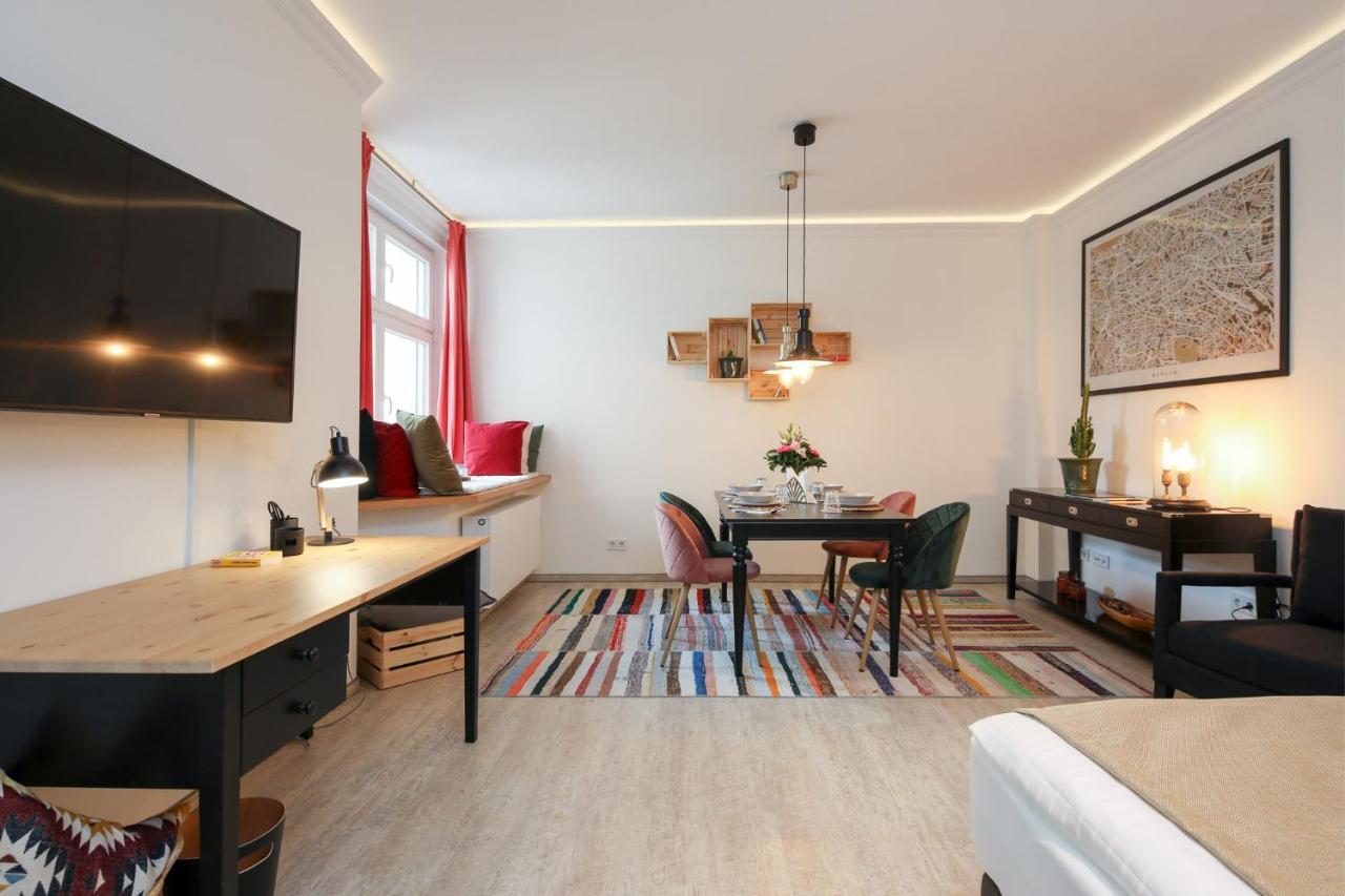 4 Personen Altbau Nahe Kurfuerstendamm - Macbeth Berlin Luaran gambar